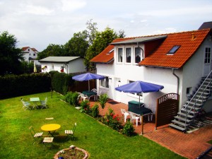 Ferienhaus mit 2 Wohnungen in Strandnähe an der Ostsee